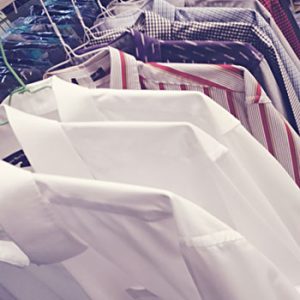 Limpiar 10 Camisas en Valencia en tu Tintorería y Lavandería LavaExpres